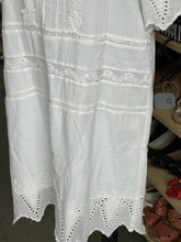 Load image into Gallery viewer, Calson Lined Dress M