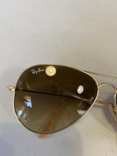 Load image into Gallery viewer, Rayban aviators