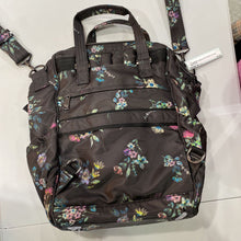 Load image into Gallery viewer, Lug Via 2 floral tote bag