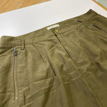 Load image into Gallery viewer, Banana Republic short skirt 12