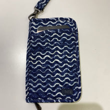 Load image into Gallery viewer, Lug wallet