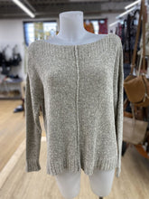 Load image into Gallery viewer, Eileen Fisher silk blend sweater M