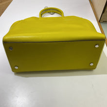 Load image into Gallery viewer, Banana Republic leather handbag