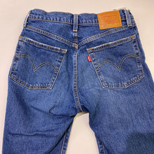 Load image into Gallery viewer, Levis 501 jeans 25 NWT