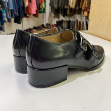 Load image into Gallery viewer, Saks fifth Ave double buckle shoes 7