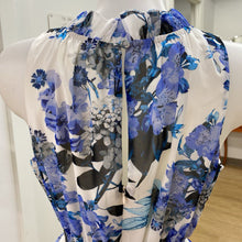 Load image into Gallery viewer, Eliza J formal dress 10