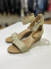 Load image into Gallery viewer, UGG metallic print wedge sandals NWOT 7