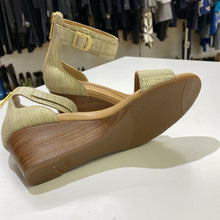 Load image into Gallery viewer, UGG metallic print wedge sandals NWOT 7