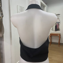 Load image into Gallery viewer, Twik/Simons halter top M
