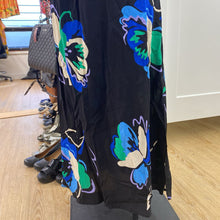 Load image into Gallery viewer, Gap floral maxi dress M