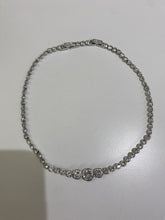 Load image into Gallery viewer, Swarovski crystal necklace