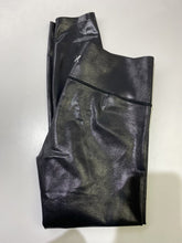 Load image into Gallery viewer, Knix coated leggings L