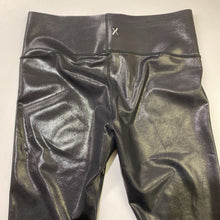 Load image into Gallery viewer, Knix coated leggings L