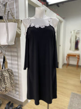 Load image into Gallery viewer, Cartise flower trim dress 8