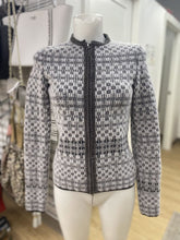 Load image into Gallery viewer, Giorgio Armani sweater 38