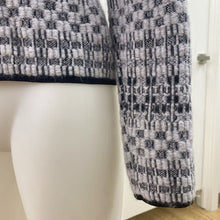 Load image into Gallery viewer, Giorgio Armani sweater 38