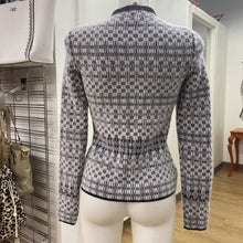 Load image into Gallery viewer, Giorgio Armani sweater 38