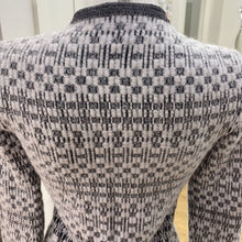 Load image into Gallery viewer, Giorgio Armani sweater 38