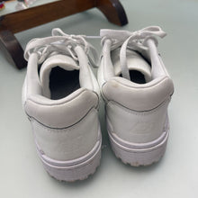 Load image into Gallery viewer, New Balance 550 sneakers 8.5