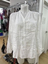 Load image into Gallery viewer, Roots linen top S