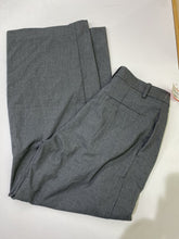 Load image into Gallery viewer, Weekday pleated pants 34
