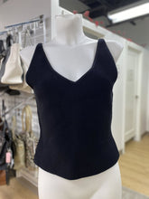 Load image into Gallery viewer, Babaton ribbed top L