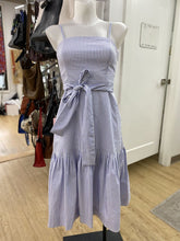 Load image into Gallery viewer, Banana Republic striped dress 0p