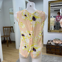 Load image into Gallery viewer, Equipment silk top S