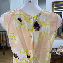 Load image into Gallery viewer, Equipment silk top S