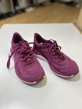 Load image into Gallery viewer, Lululemon sneakers 6.5
