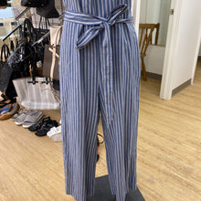 Load image into Gallery viewer, Gap jumper 8 Tall