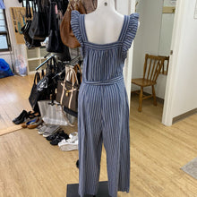 Load image into Gallery viewer, Gap jumper 8 Tall