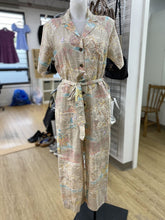 Load image into Gallery viewer, Gap jumpsuit 8 NWT