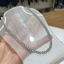 Load image into Gallery viewer, Swarovski crystals necklace