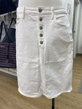 Load image into Gallery viewer, Banana Republic denim skirt 12