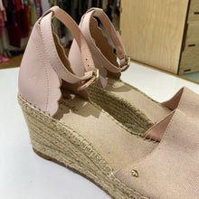 Load image into Gallery viewer, Kate Spade espadrille wedges 7.5