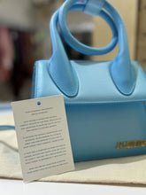 Load image into Gallery viewer, JACQUEMUS Le Chiquito leather shoulder bag