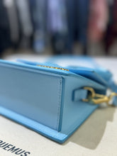 Load image into Gallery viewer, JACQUEMUS Le Chiquito leather shoulder bag