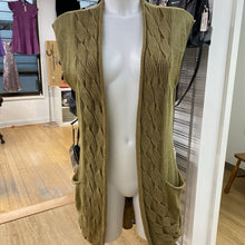 Load image into Gallery viewer, Guinevere kit vest M