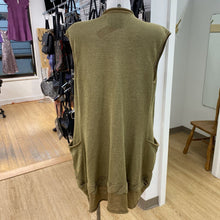 Load image into Gallery viewer, Guinevere kit vest M