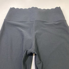 Load image into Gallery viewer, Mondetta scalloped leggings S