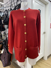 Load image into Gallery viewer, Harrods Made in Scotland vintage wool sweater 38
