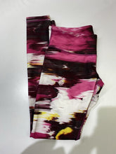 Load image into Gallery viewer, Lululemon leggings 10