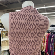 Load image into Gallery viewer, RW&CO knit sleeveless top M