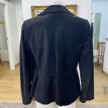 Load image into Gallery viewer, Danier vintage suede jacket S
