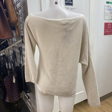 Load image into Gallery viewer, Treasure Bond knit top M NWT