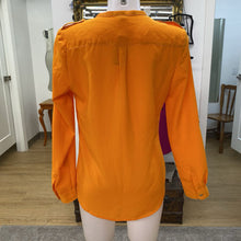 Load image into Gallery viewer, Calvin Klein button up top S