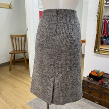 Load image into Gallery viewer, Lord & Taylor tweed skirt 14
