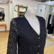 Load image into Gallery viewer, Sezane lace top 38