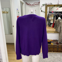 Load image into Gallery viewer, Lord & Taylor cashmere sweater XL